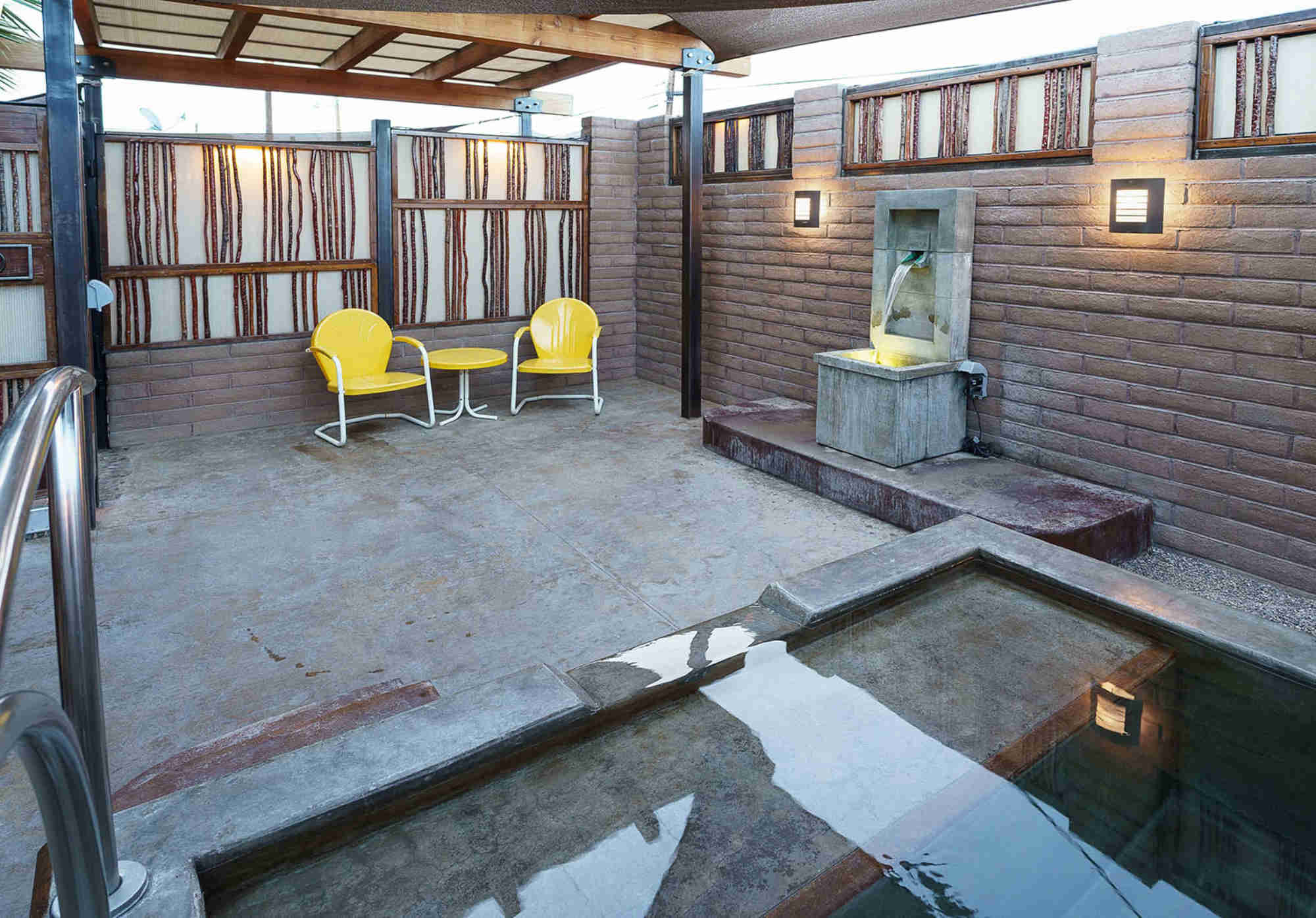 The Yellow Bath in the afternoon