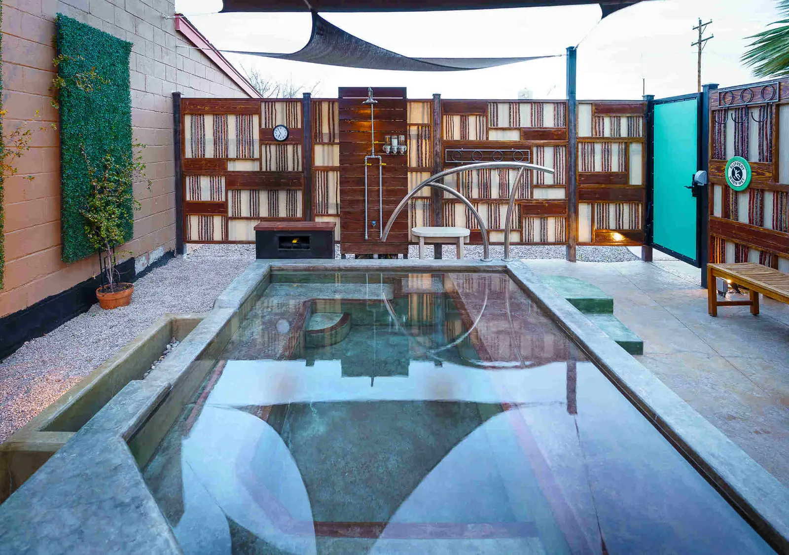 The Turquoise Bath, a private outdoor mineral bath